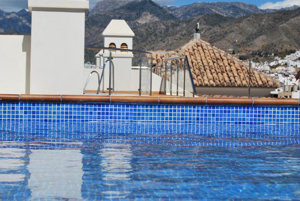 Apartamentos Plaza Nerja Esterno foto