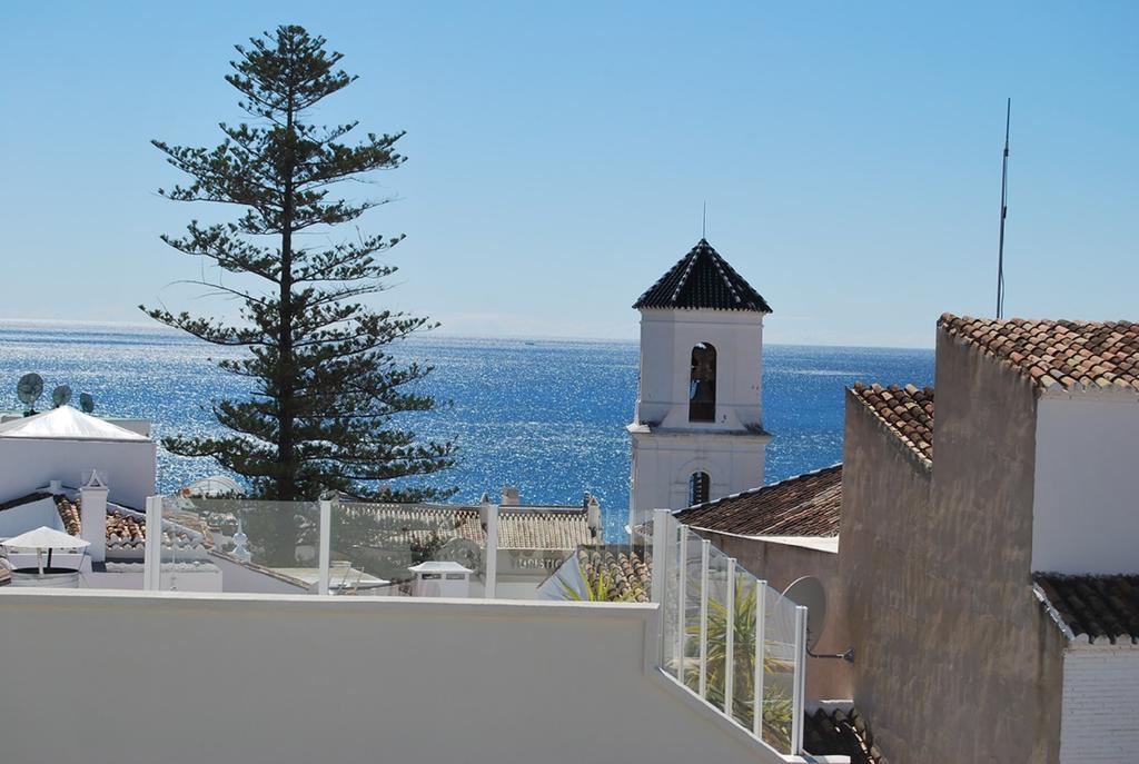 Apartamentos Plaza Nerja Esterno foto