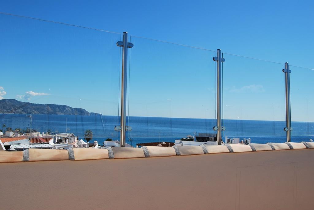 Apartamentos Plaza Nerja Esterno foto