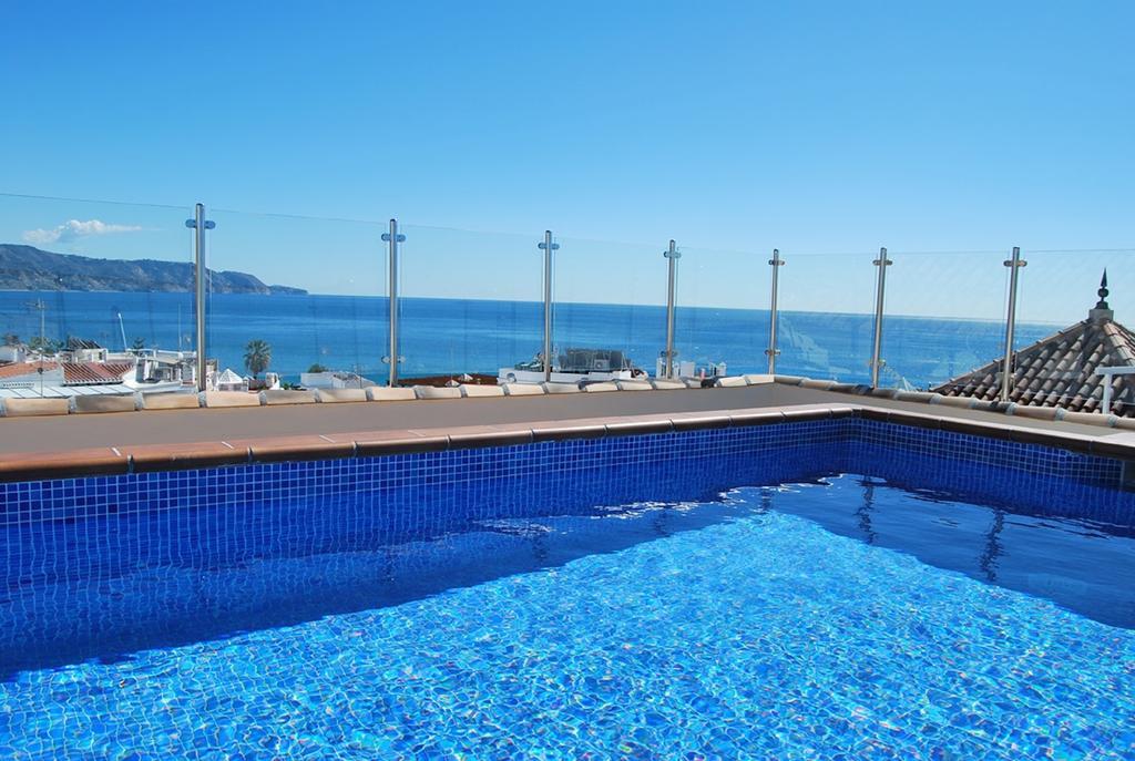 Apartamentos Plaza Nerja Esterno foto