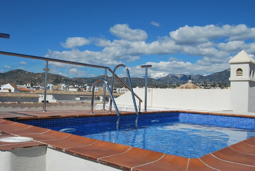 Apartamentos Plaza Nerja Esterno foto