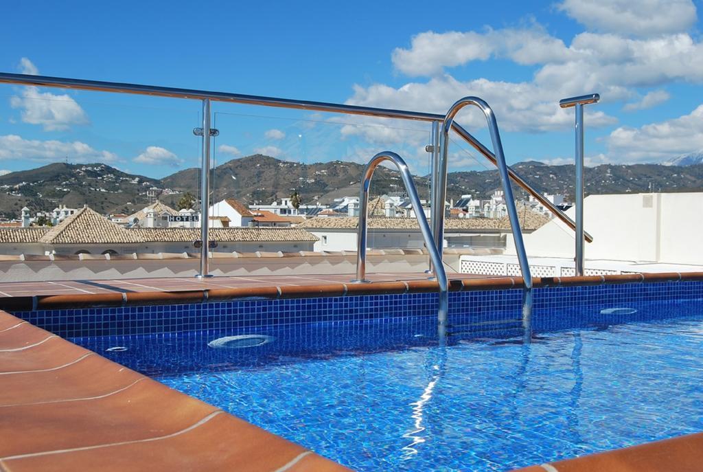 Apartamentos Plaza Nerja Esterno foto