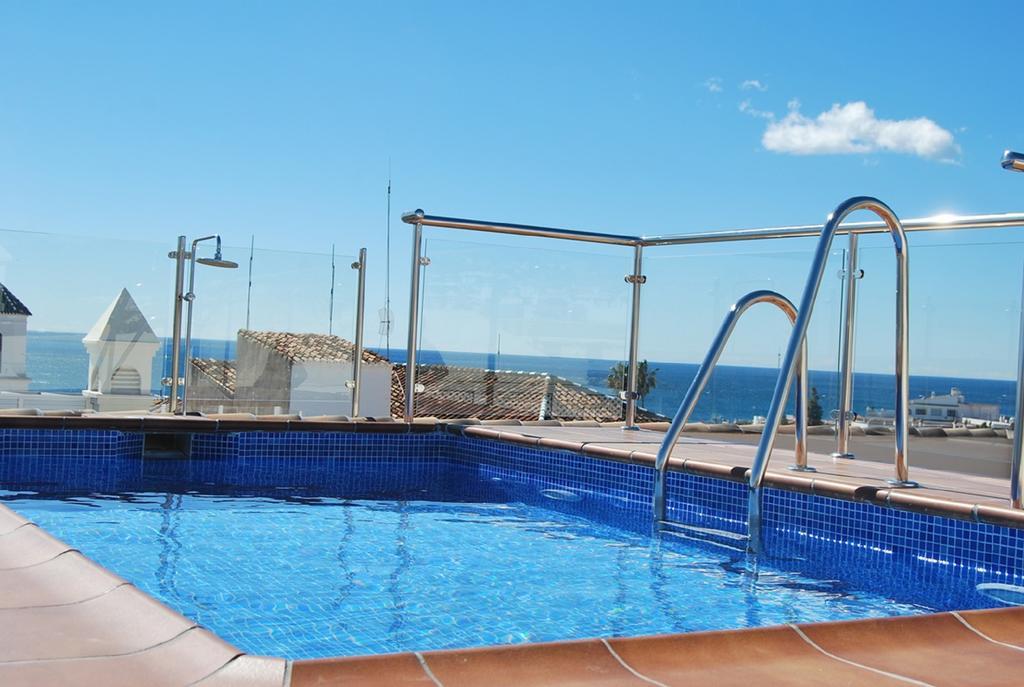 Apartamentos Plaza Nerja Esterno foto